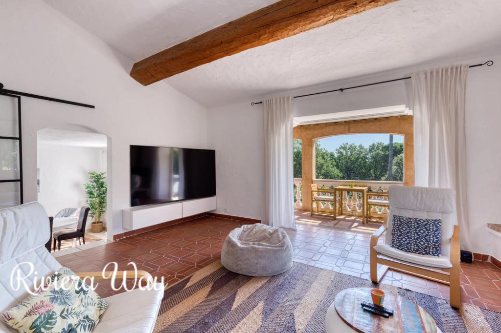 6 room villa in Grimaud, photo #4, listing #100149924