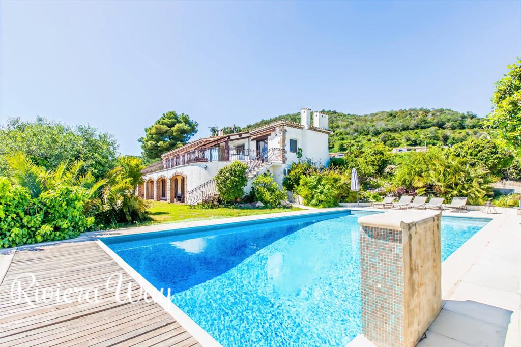 8 room villa in Cannes, photo #1, listing #106284192