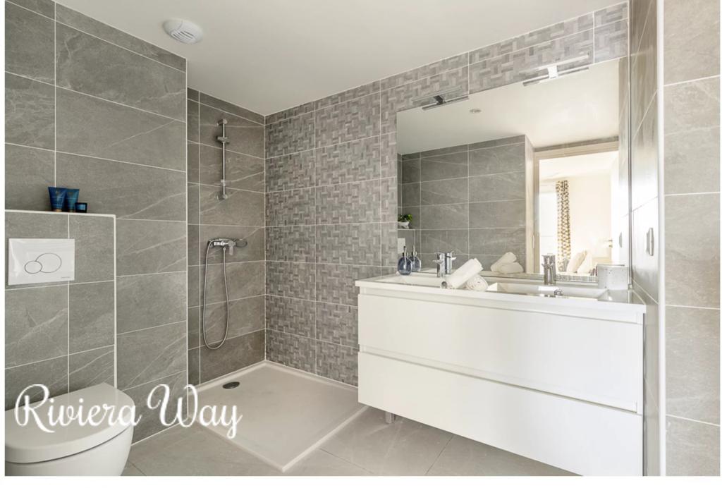 4 room new home in Antibes, photo #4, listing #106178058