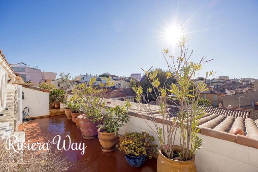 3 room apartment in Antibes, photo #8, listing #104966022