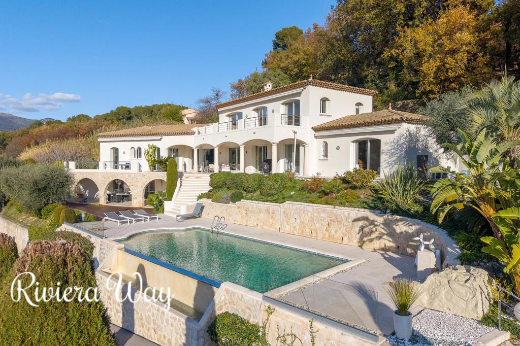 6 room villa in Saint-Paul-de-Vence, photo #3, listing #105104118