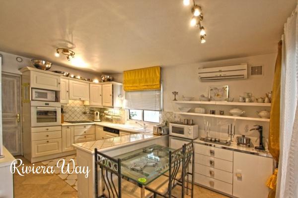 9 room villa in Antibes, 270 m², photo #8, listing #66688230