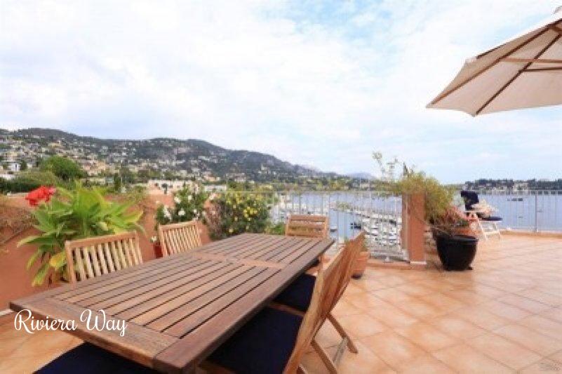 4 room apartment in Villefranche-sur-Mer, 106 m², photo #3, listing #67528524