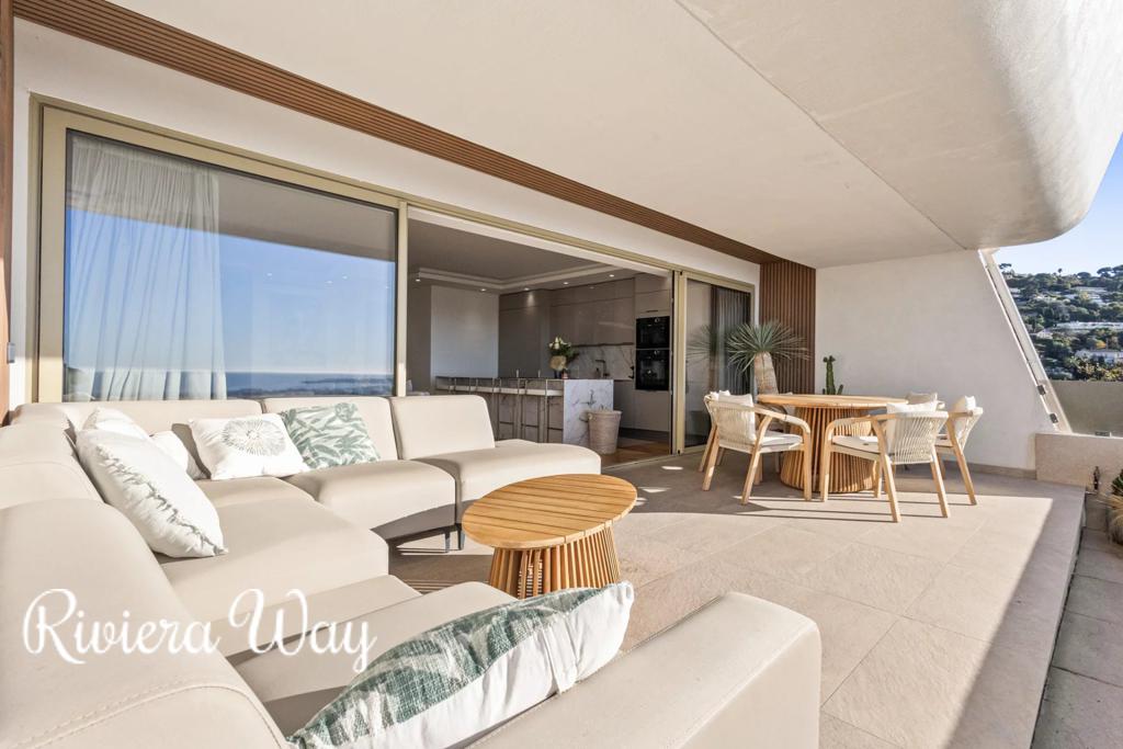 4 room apartment in Le Cannet, photo #5, listing #105909636