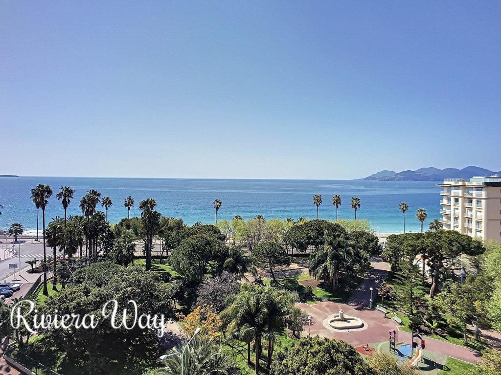 Apartment in Cannes, 132 m², photo #1, listing #80935848