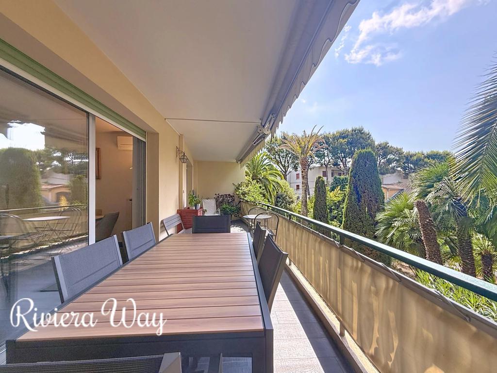 3 room apartment in Le Cannet, photo #5, listing #104007372