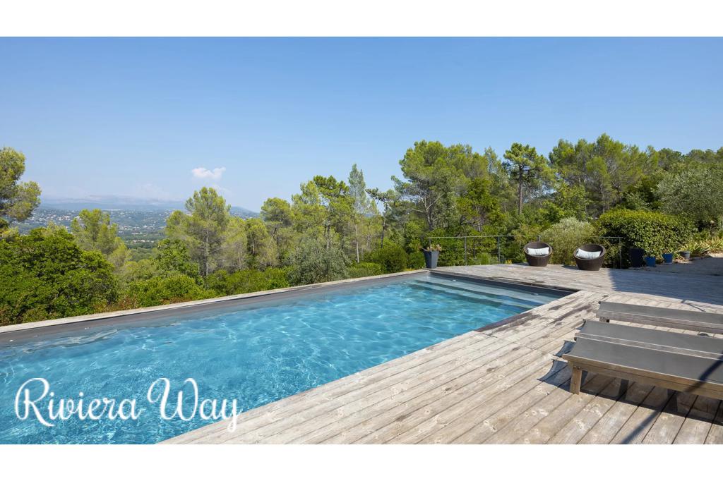 7 room villa in Fayence, photo #3, listing #103897374
