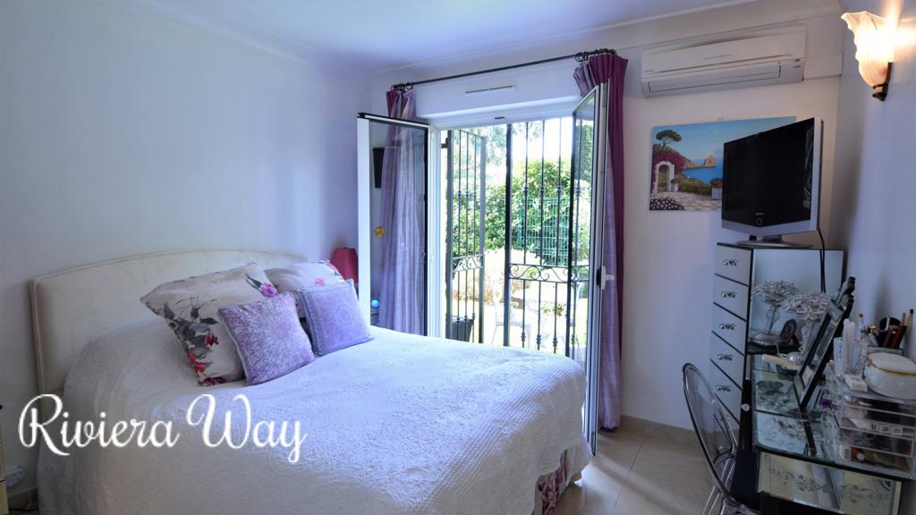4 room apartment in Cap d'Antibes, photo #6, listing #81768708