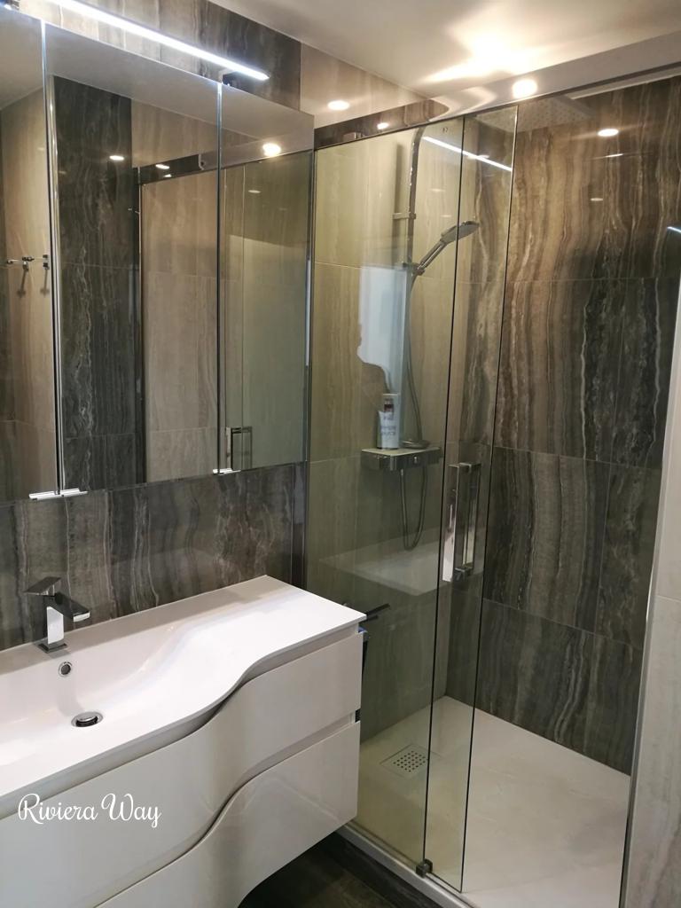 2 room apartment in Port Palm Beach, photo #6, listing #106038450