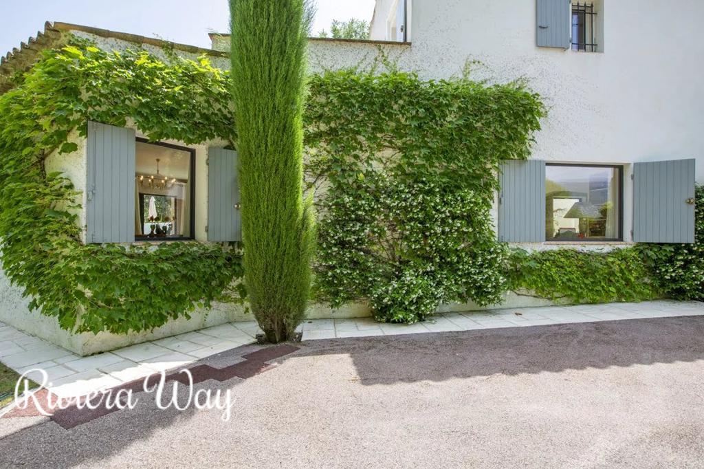 8 room villa in Chateauneuf-Grasse, photo #4, listing #98618100