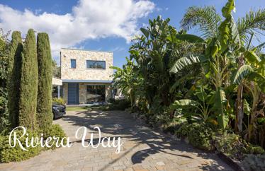 5 room villa in Cannes