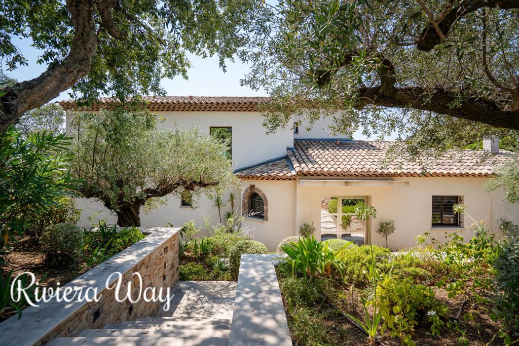 6 room villa in Sainte-Maxime, photo #3, listing #107064762