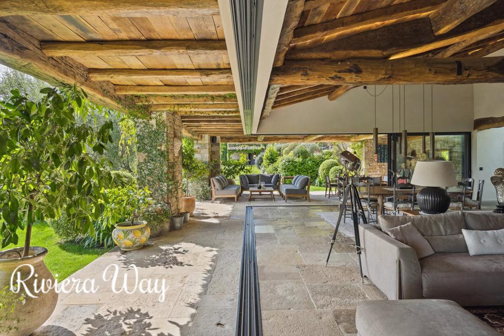 10 room villa in Fayence, photo #4, listing #103169178