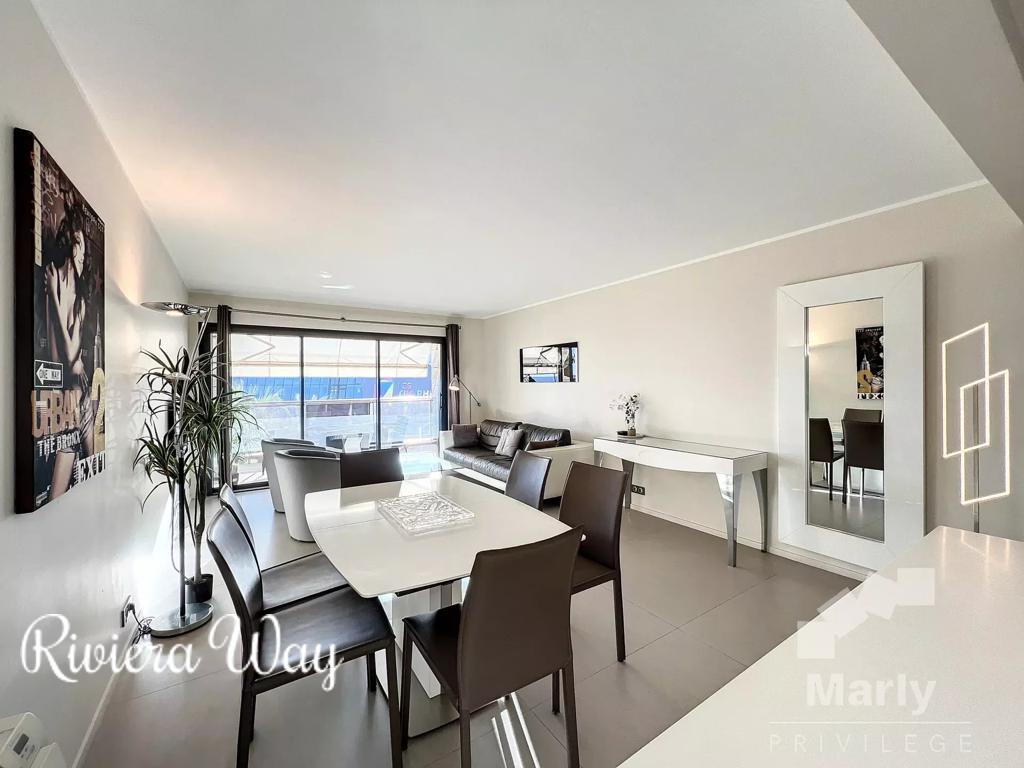 3 room apartment in Boulevard de la Croisette, photo #4, listing #98185710