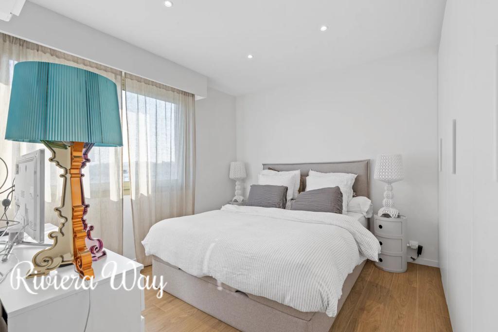 3 room apartment in Cagnes-sur-Mer, photo #3, listing #104110482