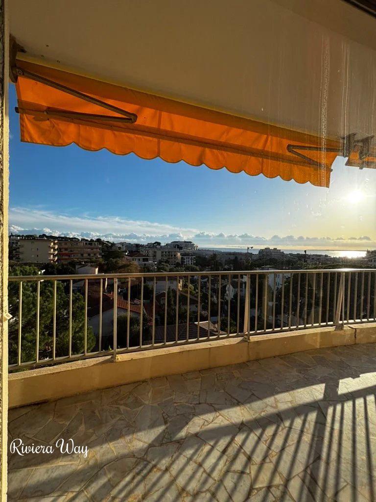 3 room apartment in Juan-les-Pins, photo #3, listing #105150570