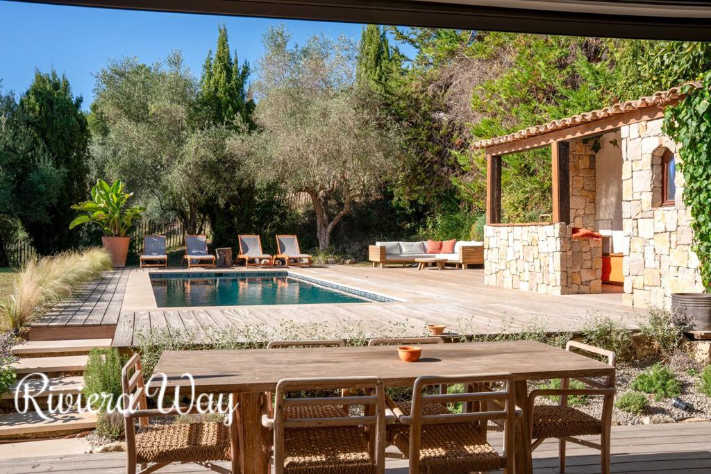 6 room villa in Pégomas, photo #2, listing #105707910