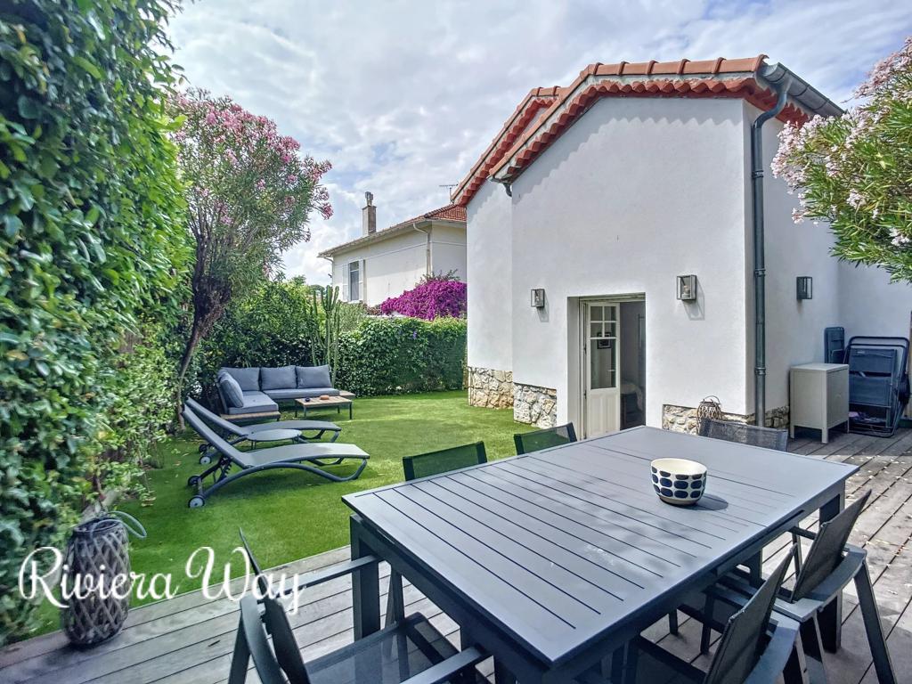 4 room villa in Cap d'Antibes, photo #8, listing #98652372