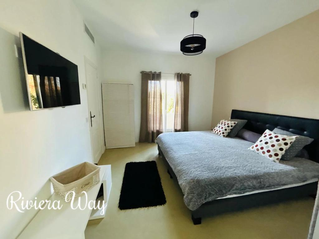 7 room villa in Mougins, photo #2, listing #104095236