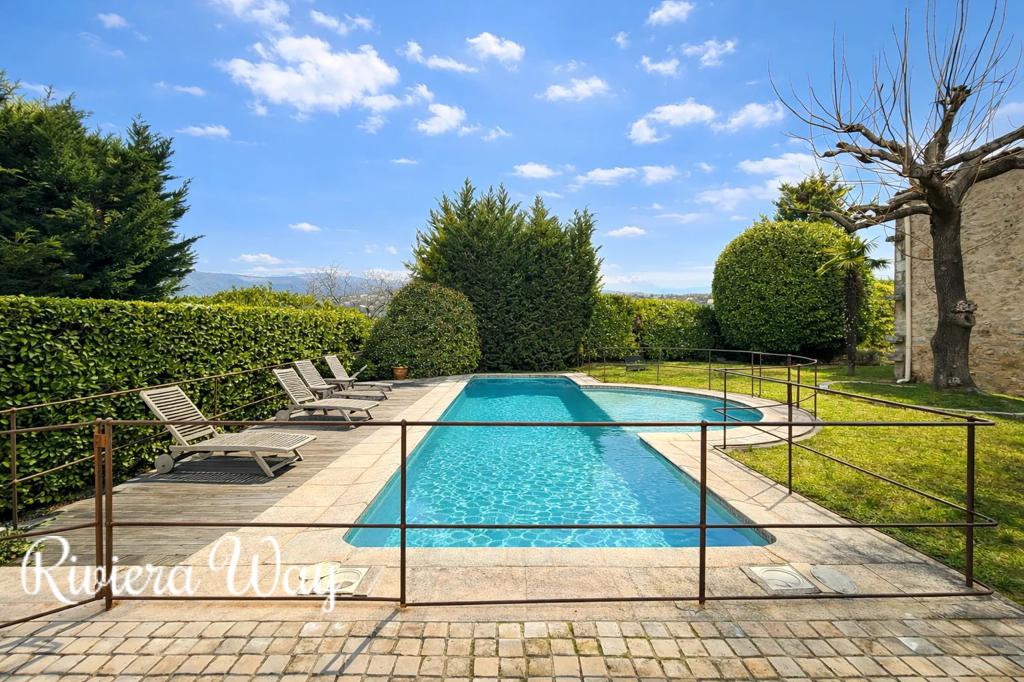 6 room villa in Le Rouret, photo #2, listing #105666540