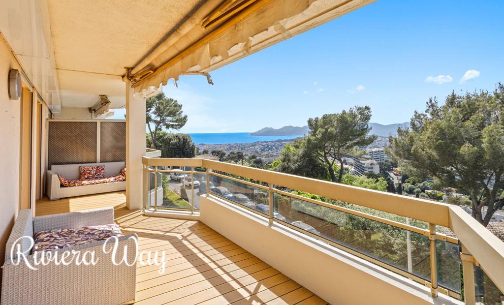 3 room apartment in Le Cannet, photo #1, listing #106093596