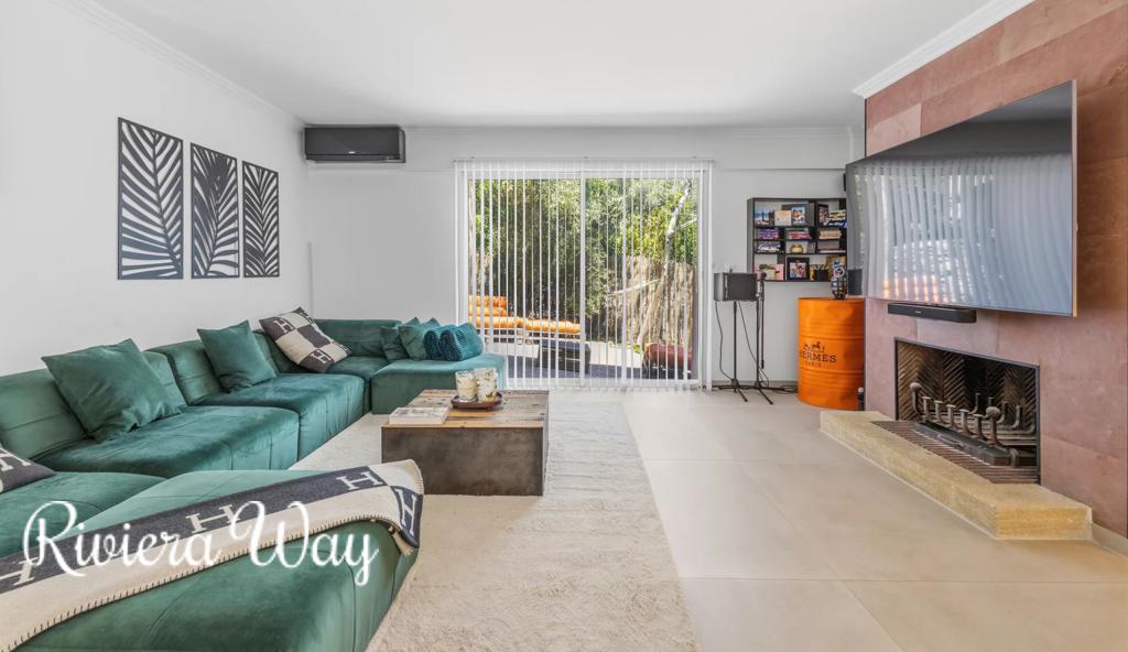 6 room villa in Le Cannet, photo #8, listing #106494234