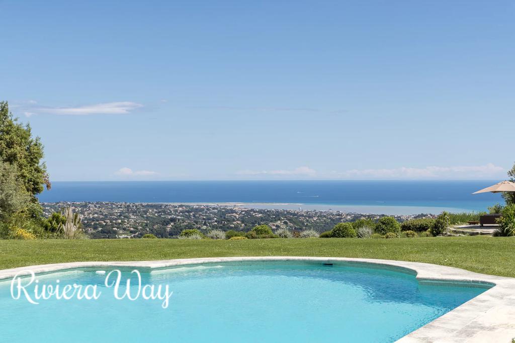 Villa in Saint-Paul-de-Vence, photo #9, listing #103271700