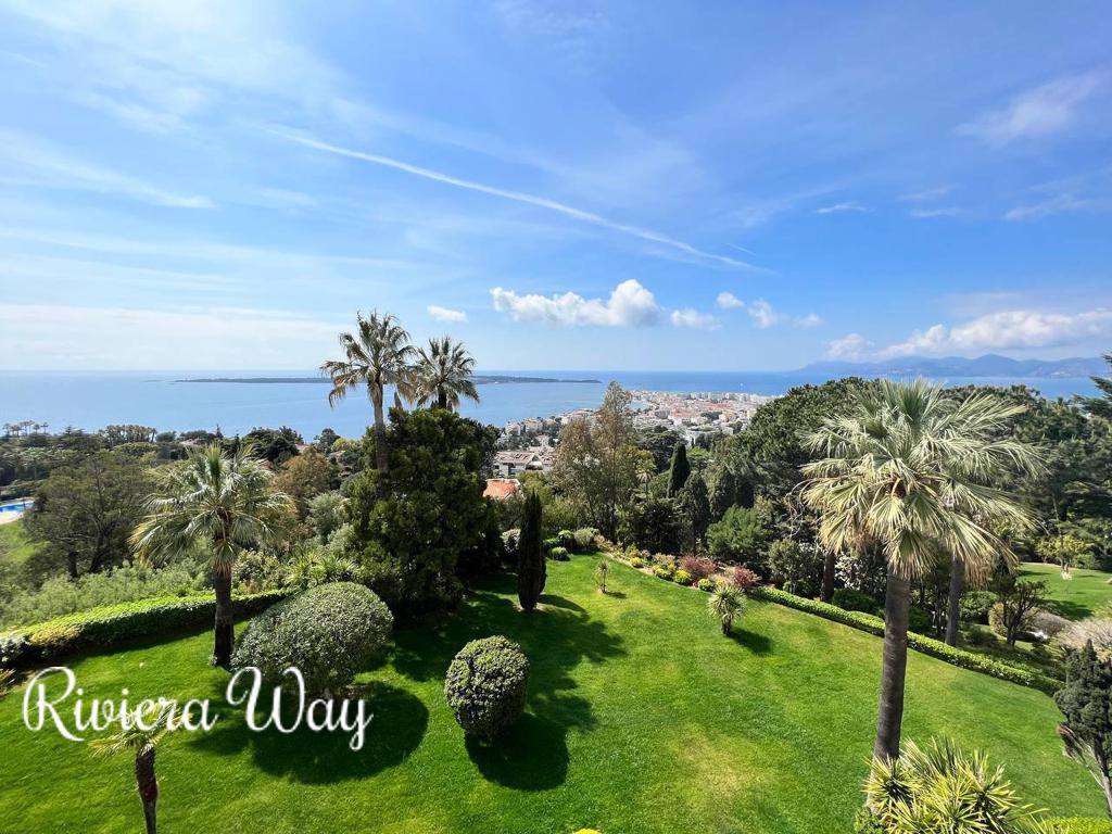 3 room apartment in Cannes, photo #4, listing #88042878