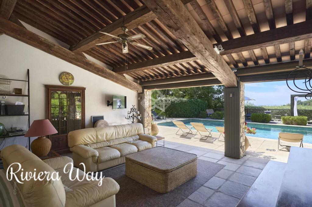 10 room villa in La Croix-Valmer, 340 m², photo #3, listing #105674730