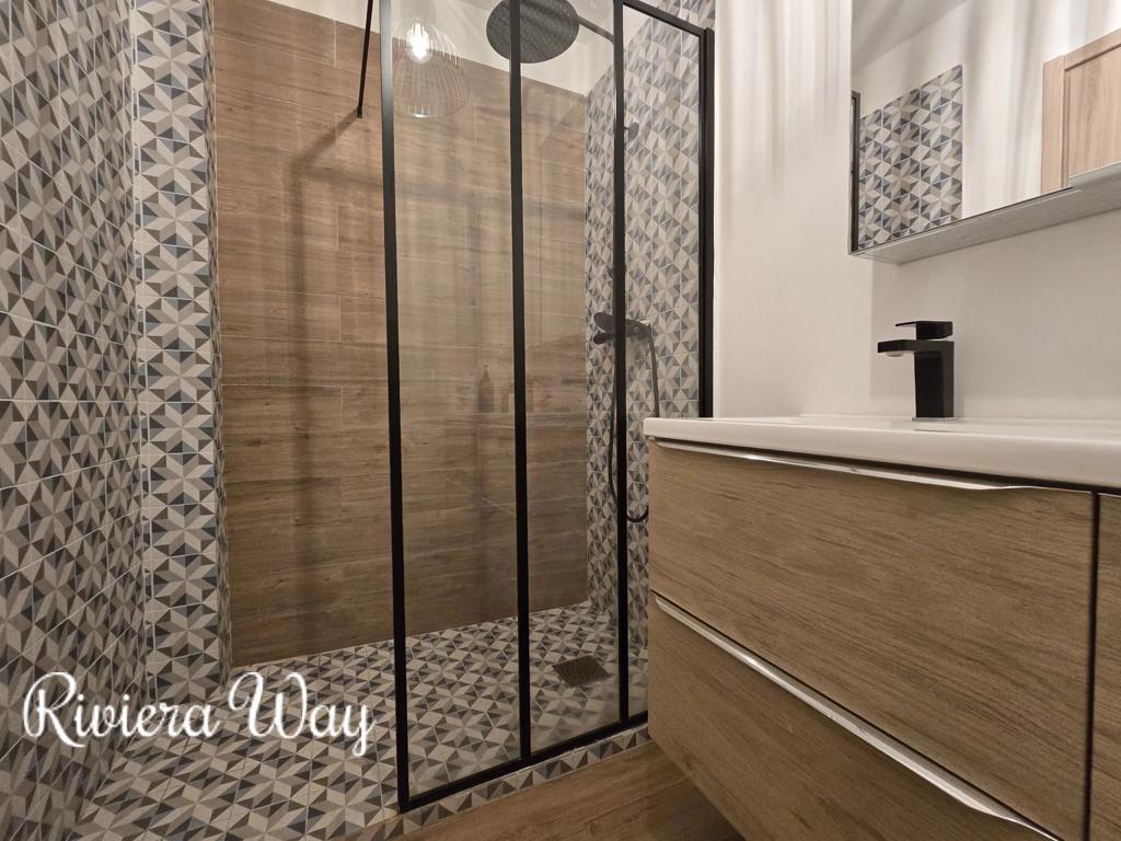 4 room apartment in Antibes, photo #7, listing #104455890