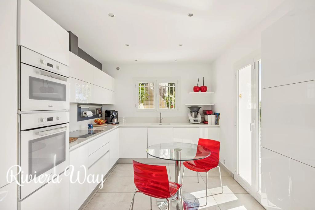 Villa in Aspremont, photo #9, listing #104440602