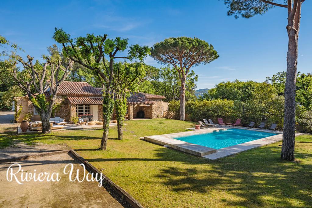 6 room villa in Grimaud, photo #3, listing #105868896