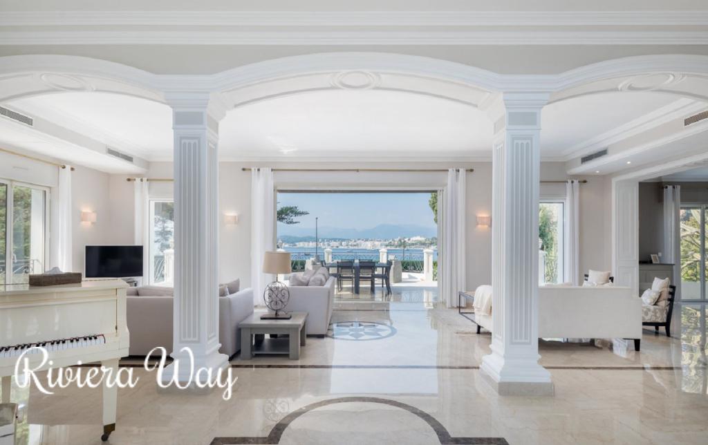 11 room villa in Cap d'Antibes, photo #5, listing #82342680