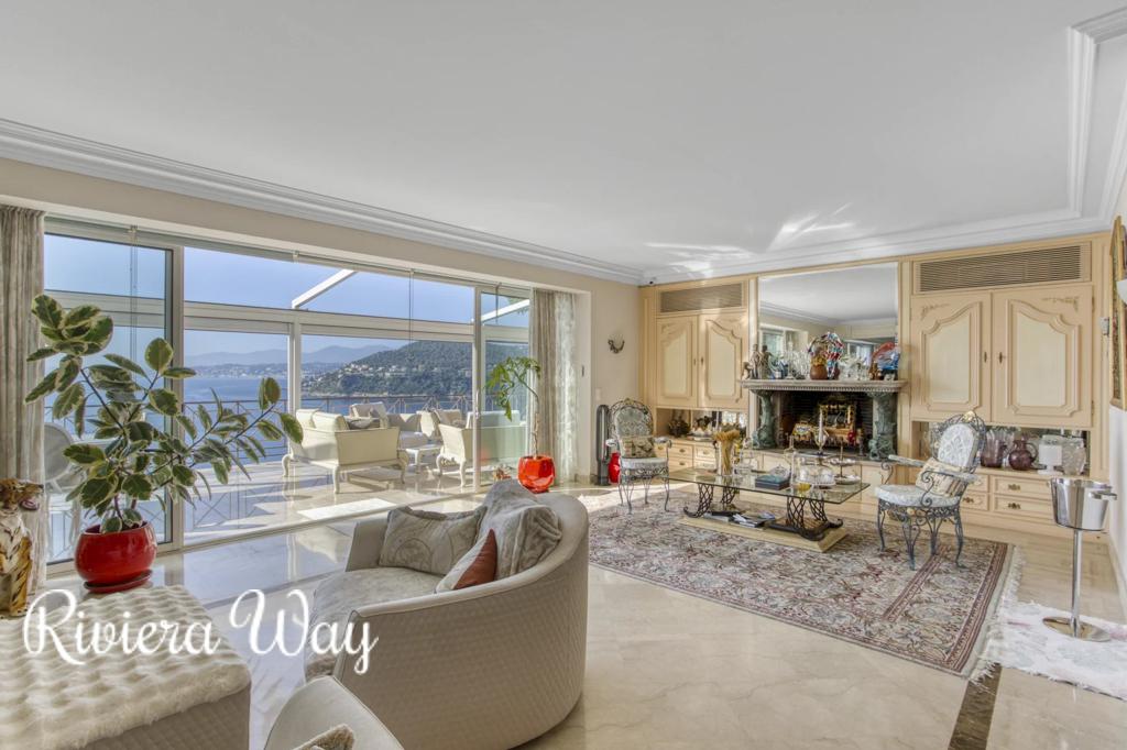 12 room villa in Villefranche-sur-Mer, photo #6, listing #103145028