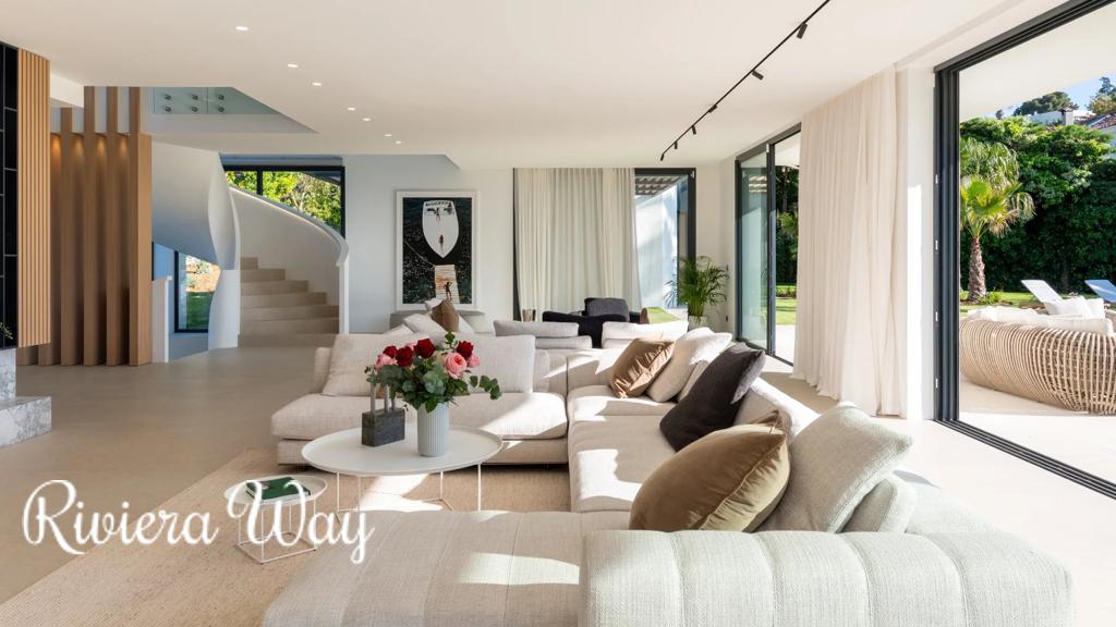9 room villa in Cap d'Antibes, photo #10, listing #106466010