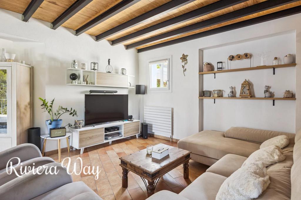 7 room villa in Fayence, photo #5, listing #103897374