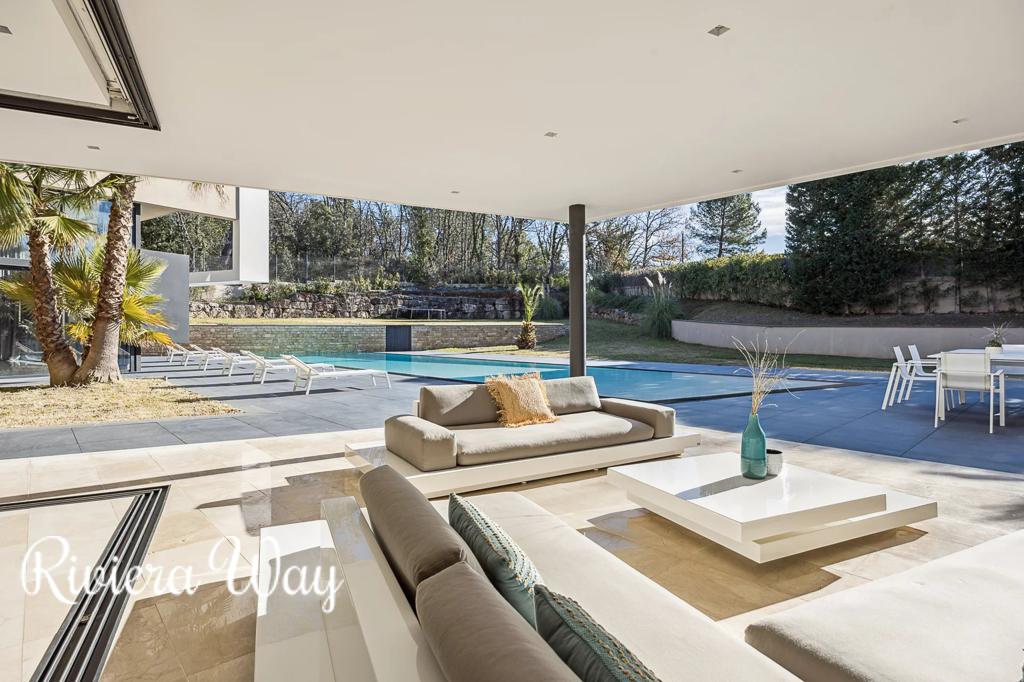 10 room villa in Fayence, photo #6, listing #101597832