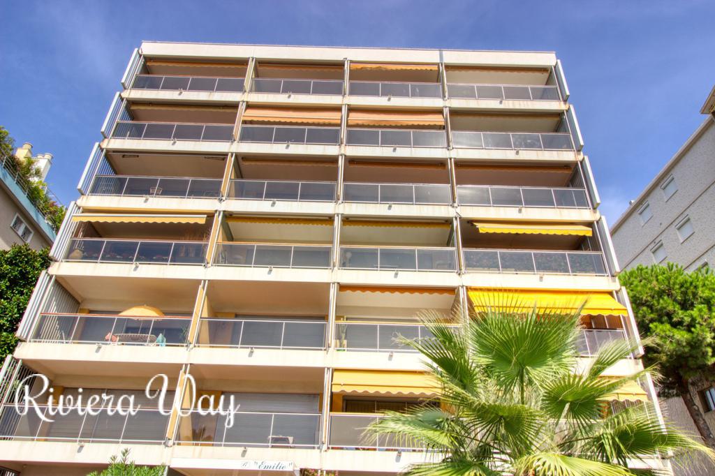 3 room apartment in Golf Juan, photo #6, listing #83425650