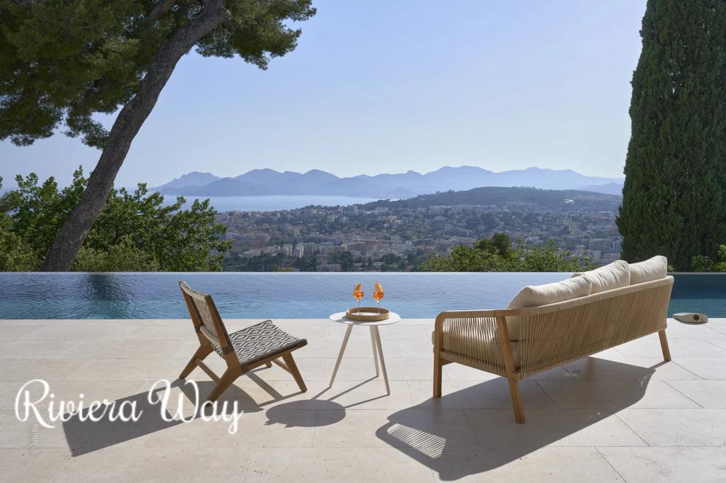 Villa in Le Cannet, photo #2, listing #95085396
