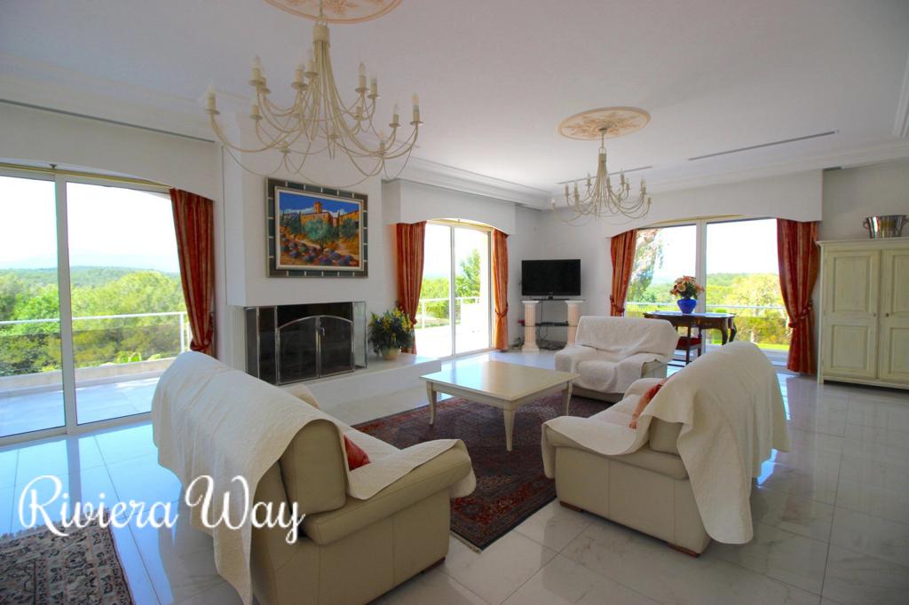 10 room villa in Vallauris, photo #3, listing #83427960