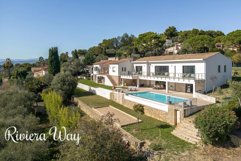 8 room villa in Mougins, photo #2, listing #97745088