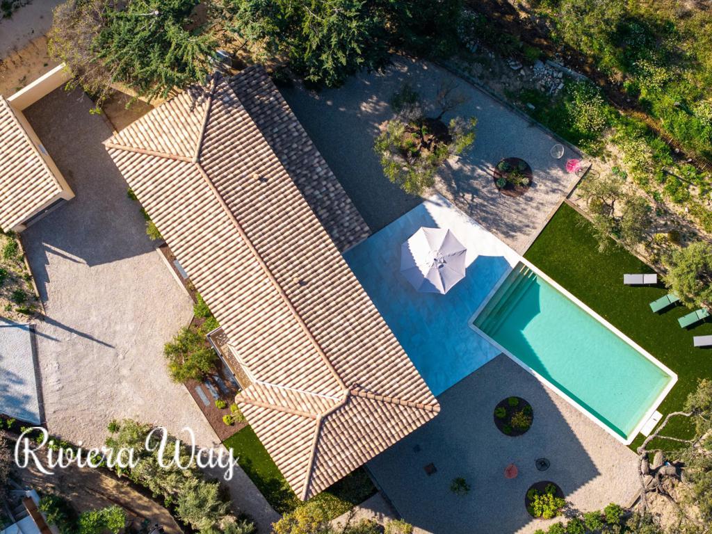 6 room villa in Le Plan-de-la-Tour, photo #10, listing #104480208