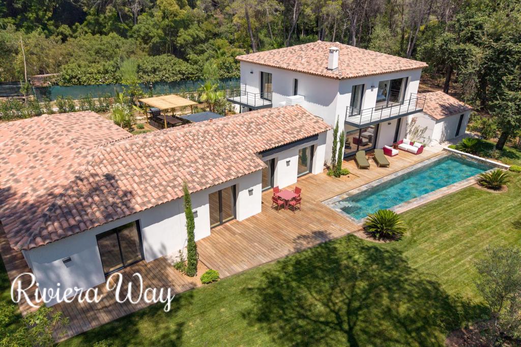 Villa in Mougins, photo #1, listing #106680042