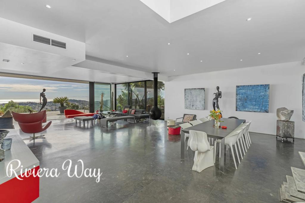 7 room villa in Toulon, photo #2, listing #104621454