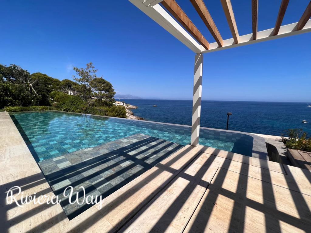 7 room villa in Cap d'Antibes, photo #1, listing #101476746