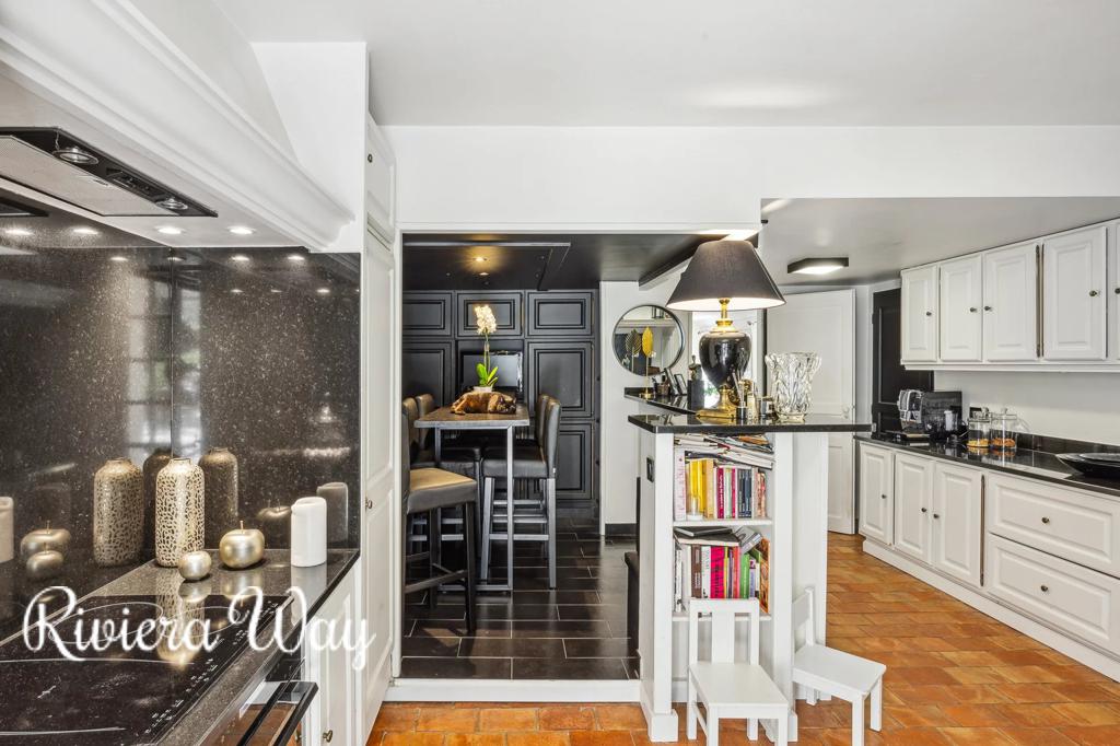 7 room villa in Cabris, photo #9, listing #100404402