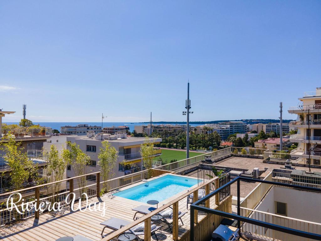4 room apartment in Cannes, photo #8, listing #83427918