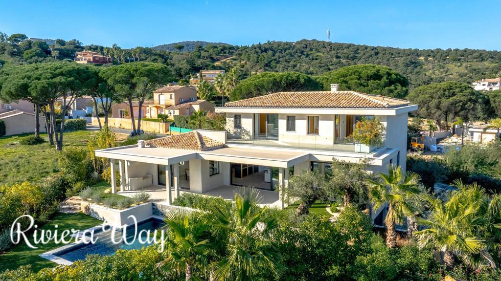 5 room villa in Sainte-Maxime, photo #8, listing #104479830