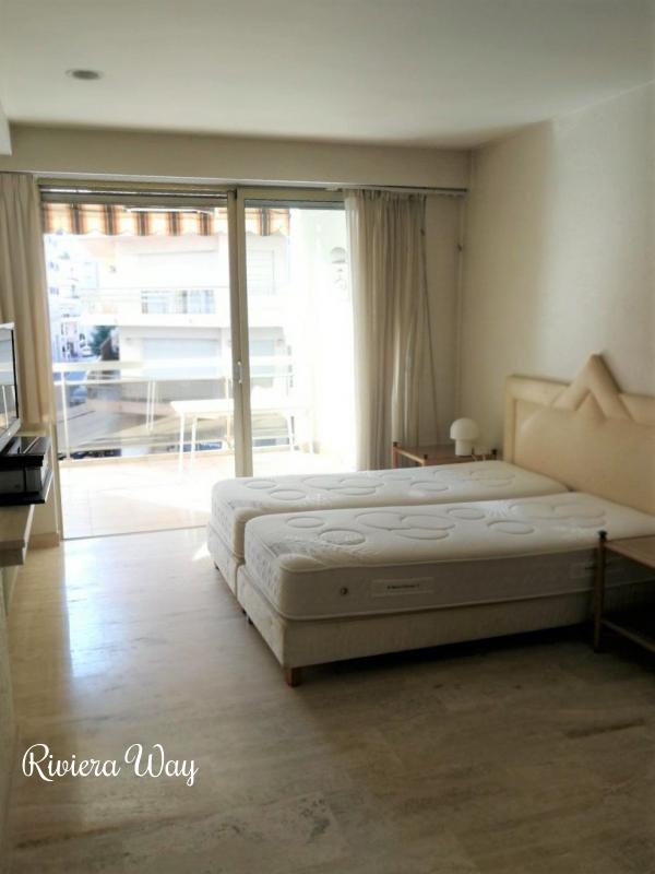 Apartment in Cannes, 94 m², photo #2, listing #80939670
