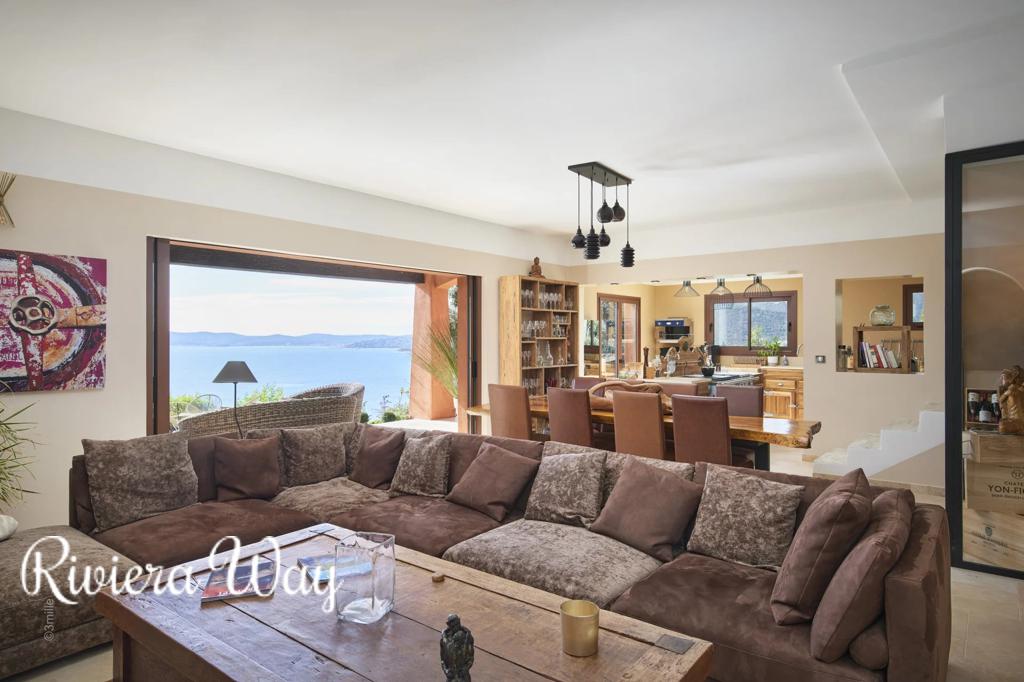 7 room villa in Le Lavandou, photo #8, listing #93447690